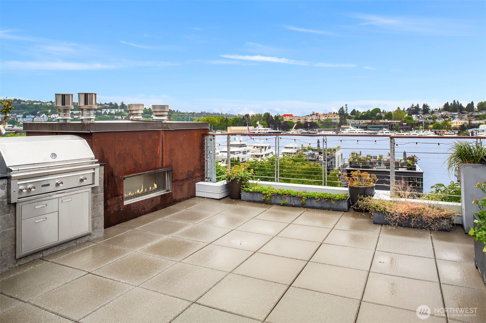 2834 Fairview Avenue E, Seattle, WA 98102