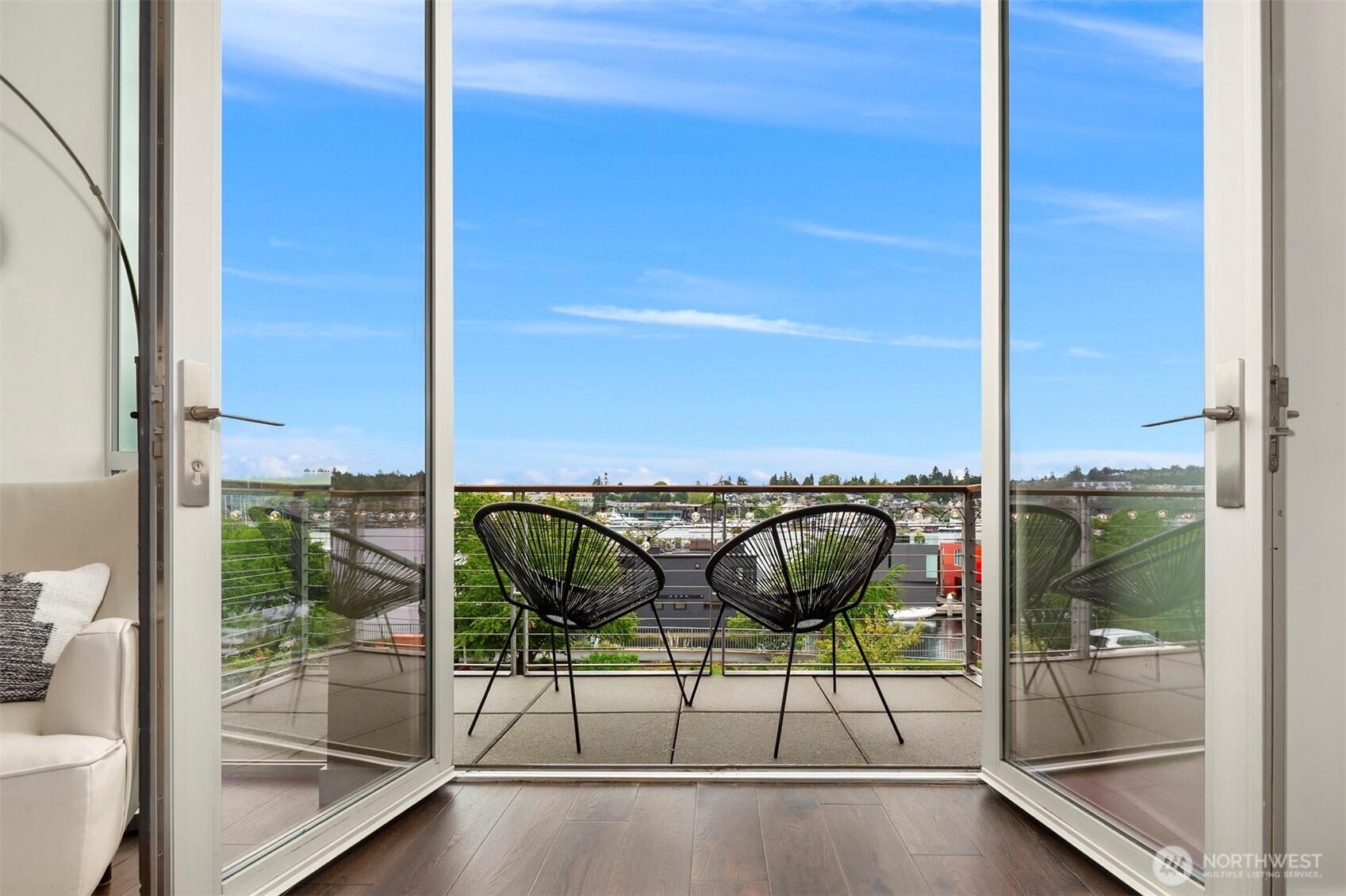 2834 Fairview Avenue E, Seattle, WA 98102