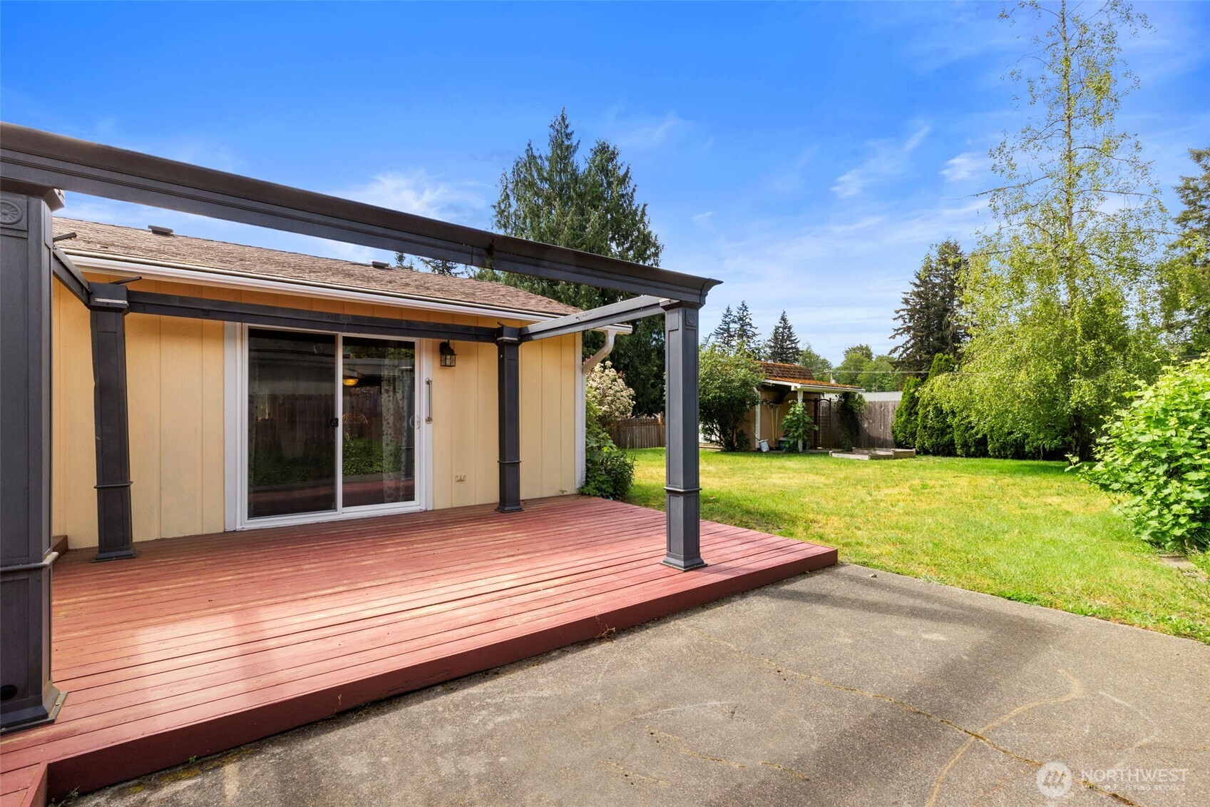 1344 NE Franklin Avenue , Bremerton, WA 98311