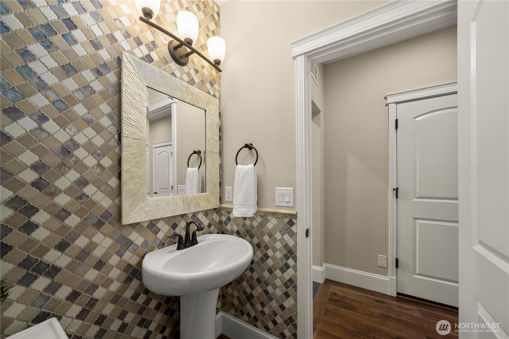 14210 188th Avenue E, Bonney Lake, WA 98391-9639