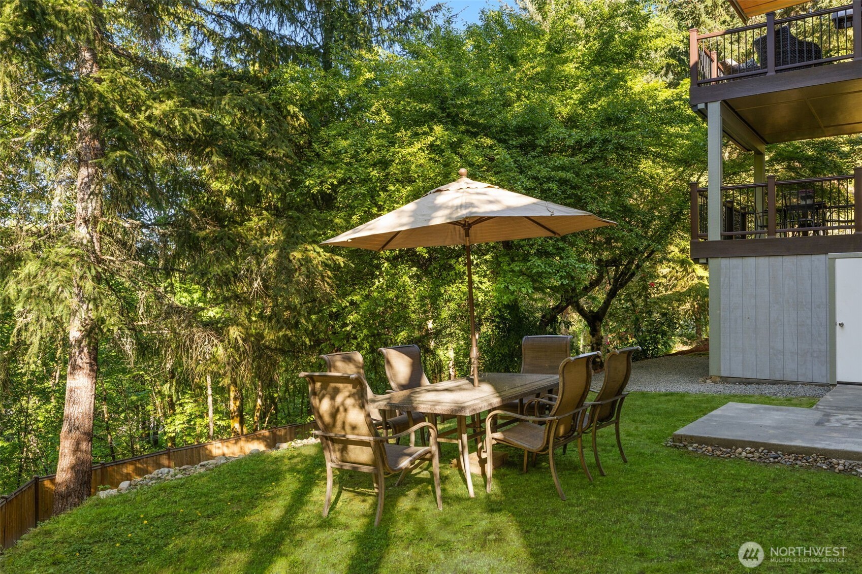 14102 SE 42nd Street , Bellevue, WA 98006