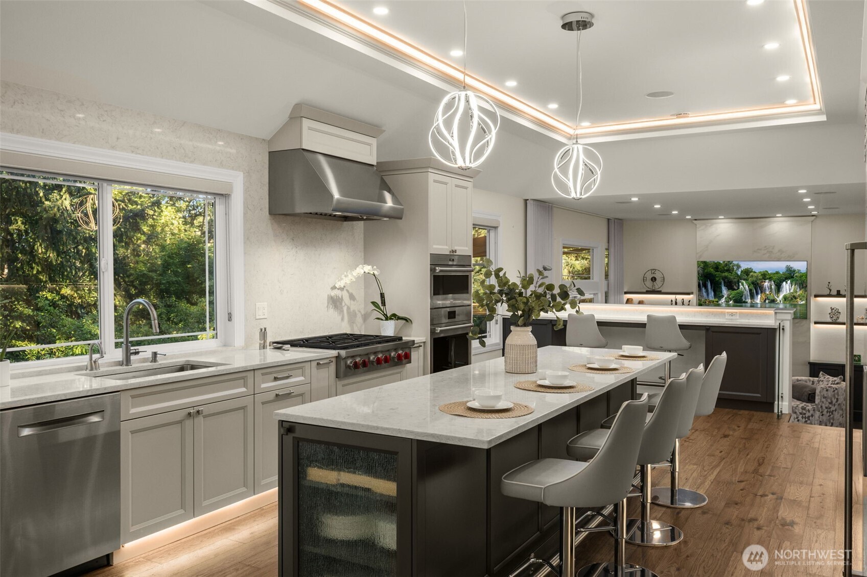 14102 SE 42nd Street , Bellevue, WA 98006