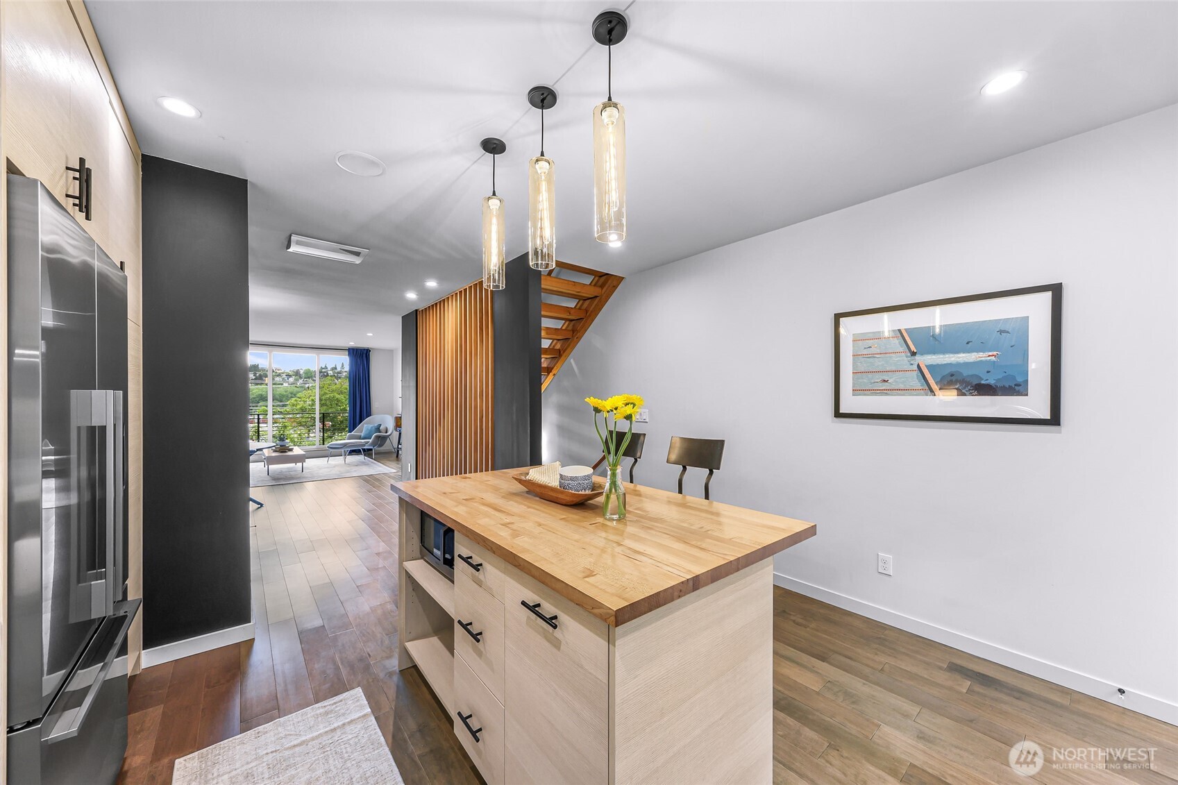 2265 14th Avenue W, Seattle, WA 98119