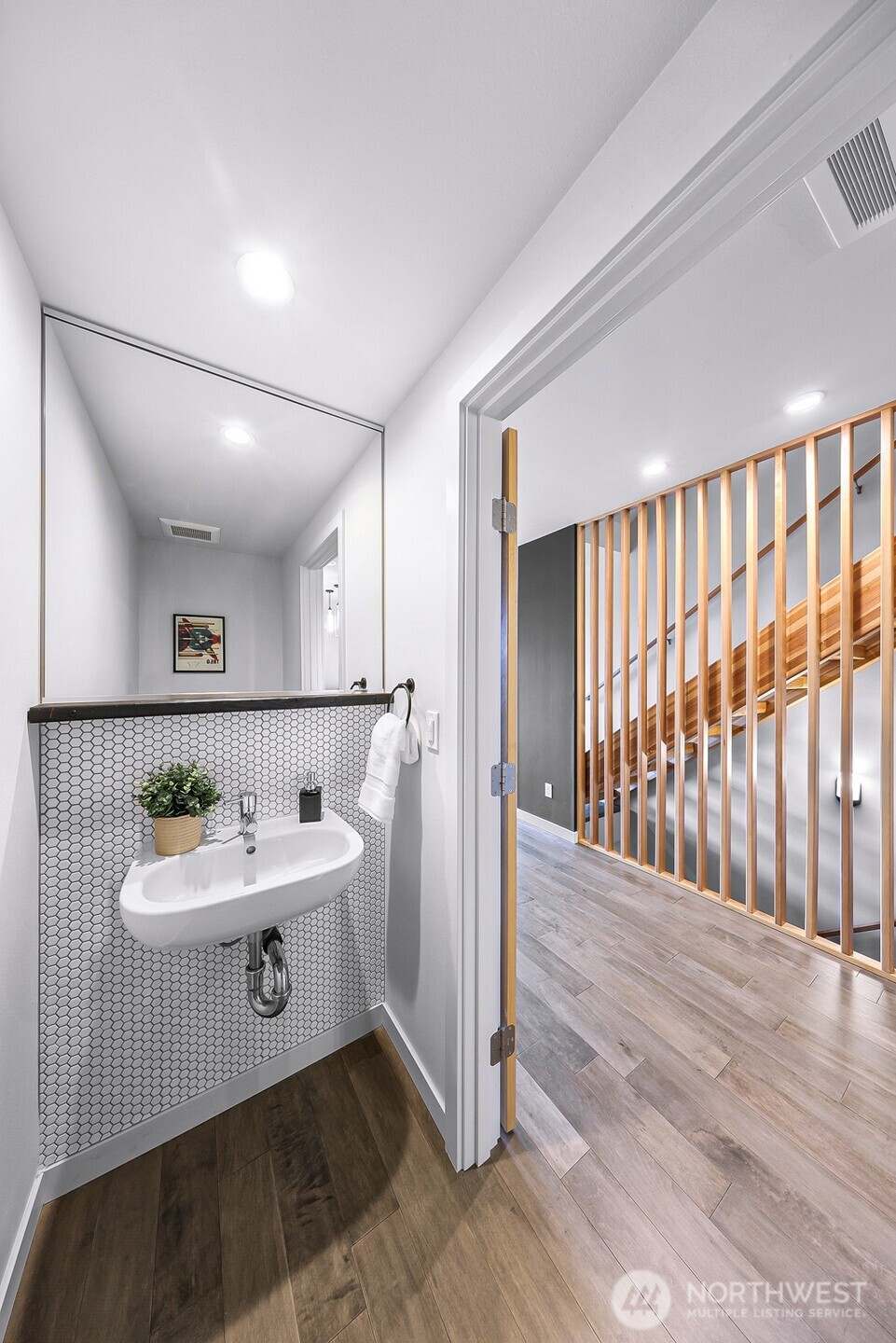 2265 14th Avenue W, Seattle, WA 98119