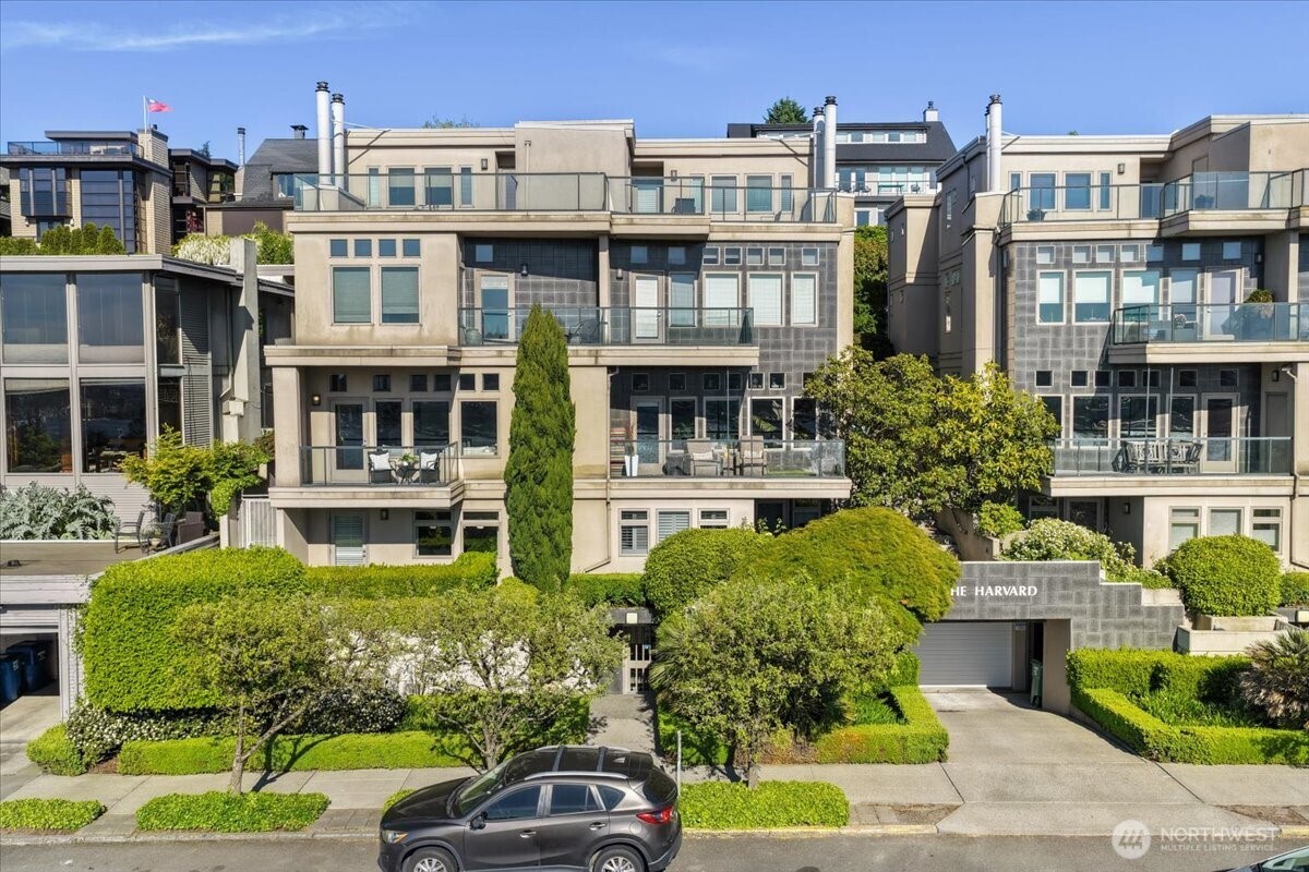1958 Harvard Avenue E #201, Seattle, WA 98102