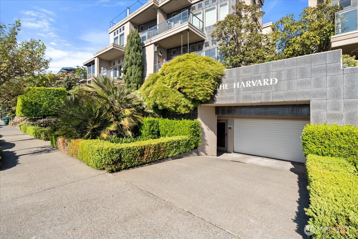 1958 Harvard Avenue E #201, Seattle, WA 98102