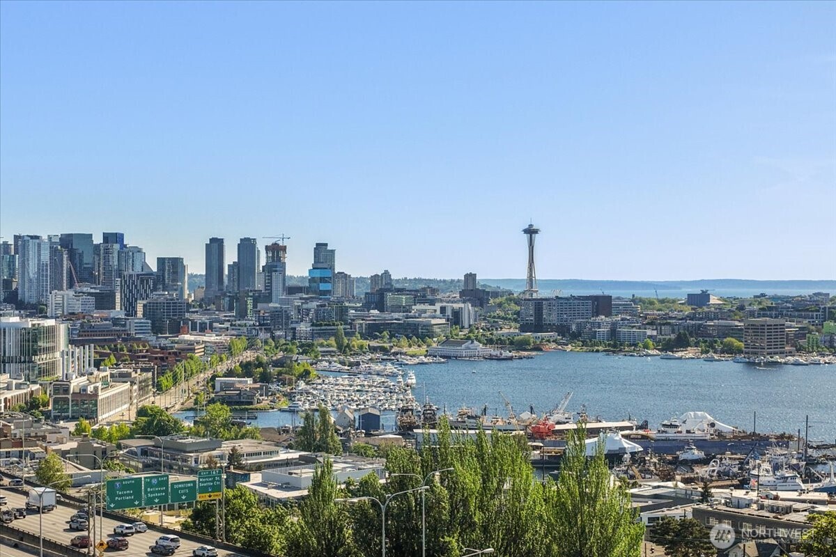1958 Harvard Avenue E #201, Seattle, WA 98102