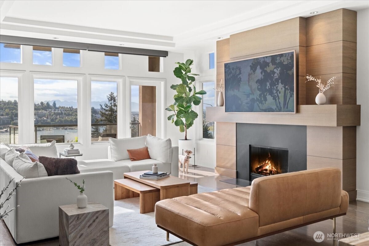 1958 Harvard Avenue E #201, Seattle, WA 98102