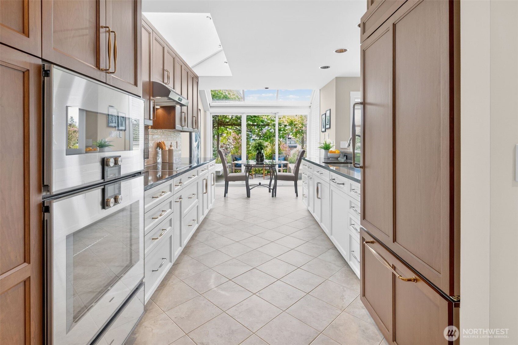 9829 NE 1st Street , Bellevue, WA 98004