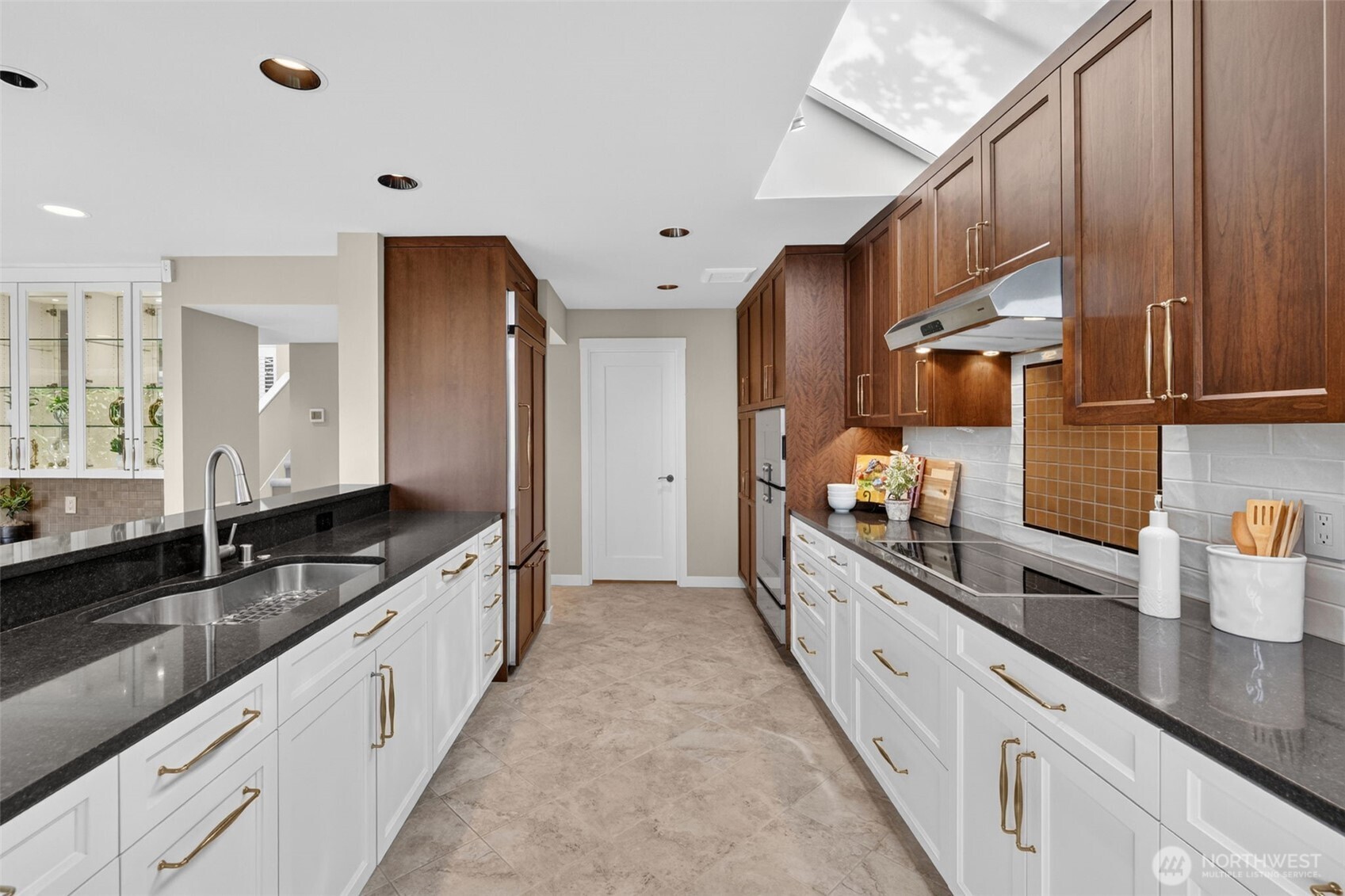 9829 NE 1st Street , Bellevue, WA 98004