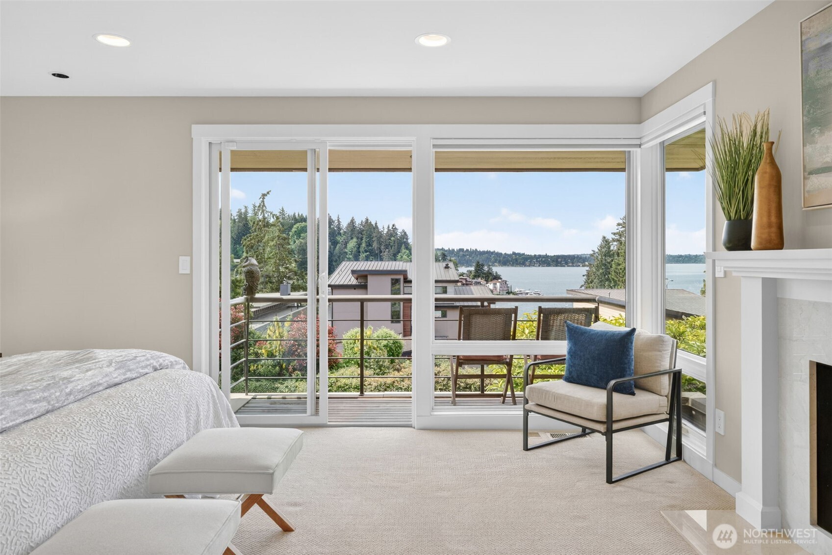 9829 NE 1st Street , Bellevue, WA 98004