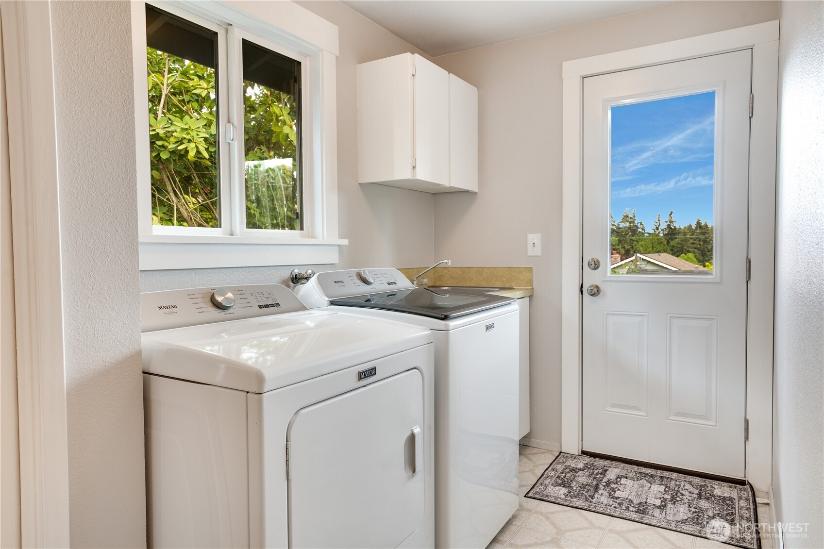 1204 Coral Drive , Fircrest, WA 98466