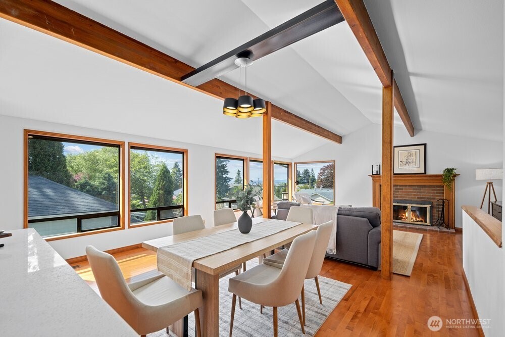 902 7th Avenue S, Edmonds, WA 98020