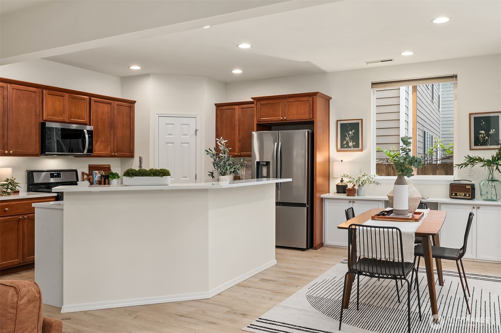 22909 41st Avenue SE, Bothell, WA 98021-9090