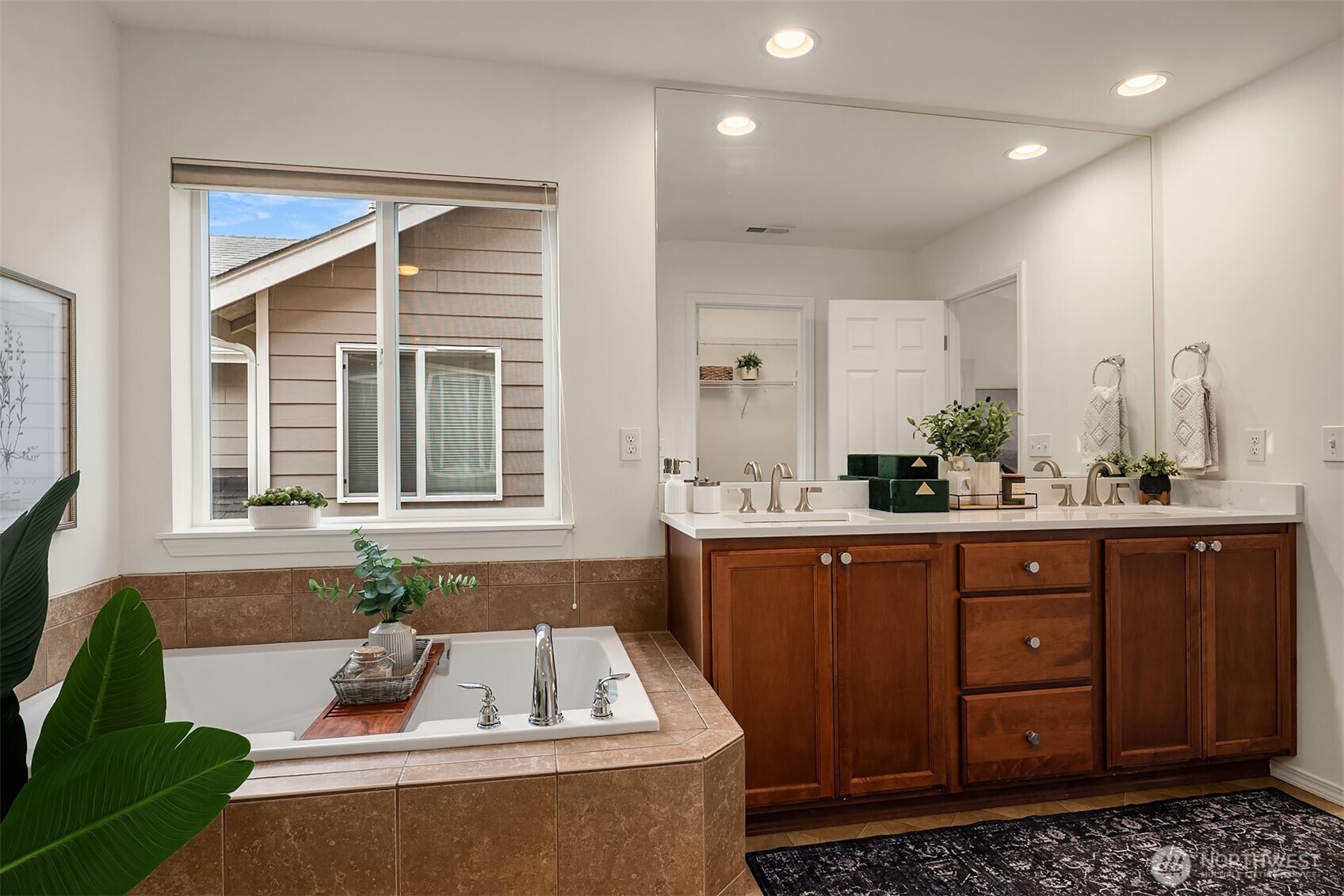 22909 41st Avenue SE, Bothell, WA 98021-9090
