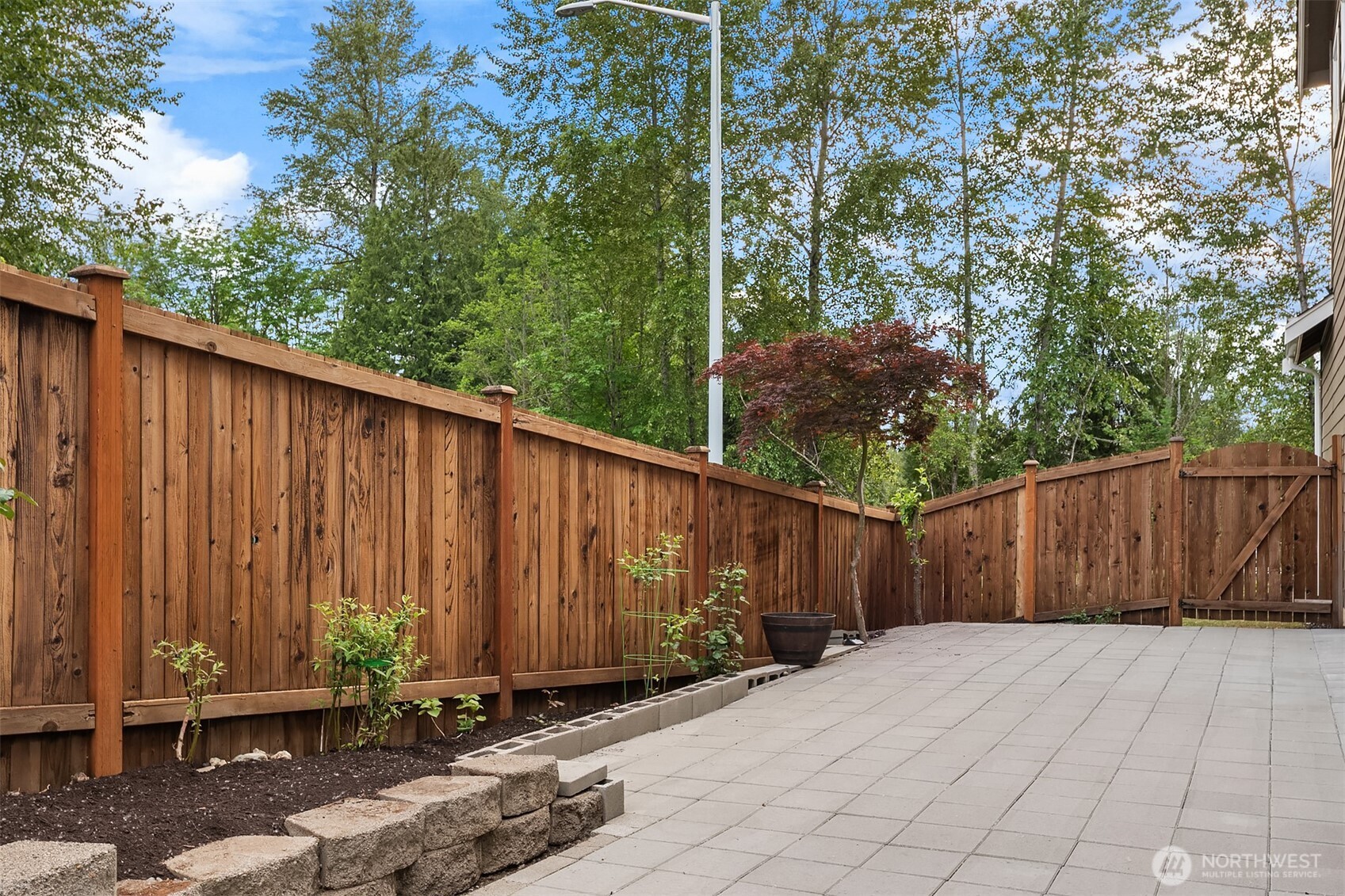 22909 41st Avenue SE, Bothell, WA 98021-9090