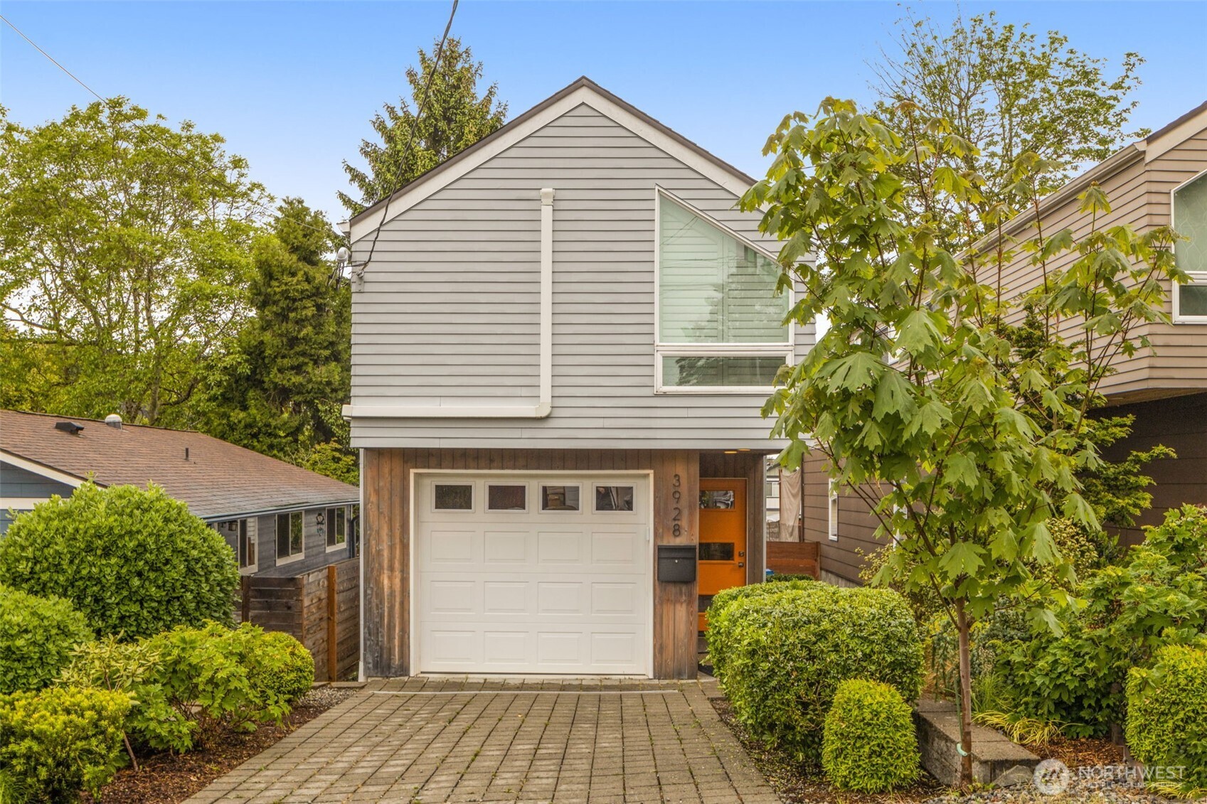 3928 S Findlay Street , Seattle, WA 98118