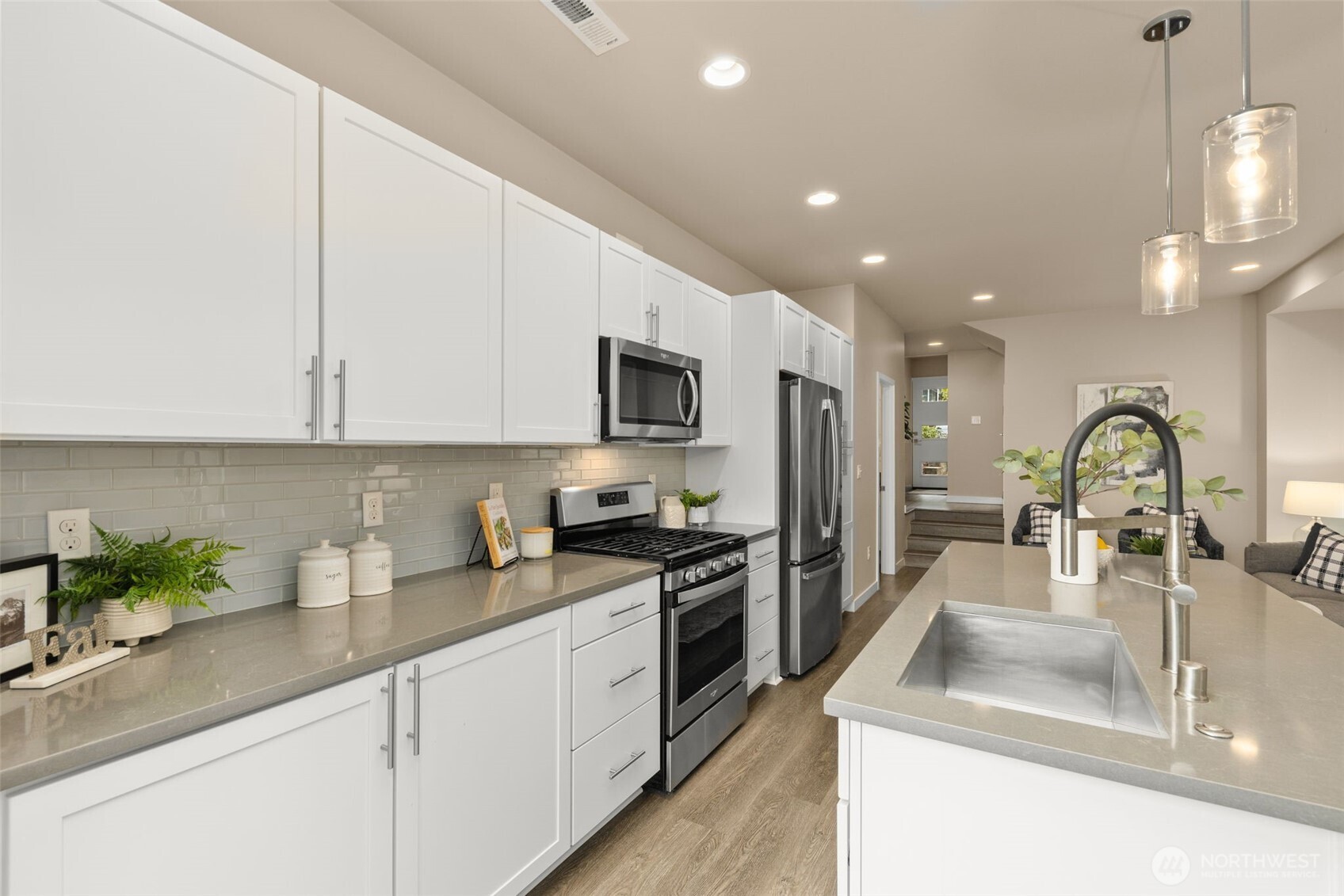 3928 S Findlay Street , Seattle, WA 98118