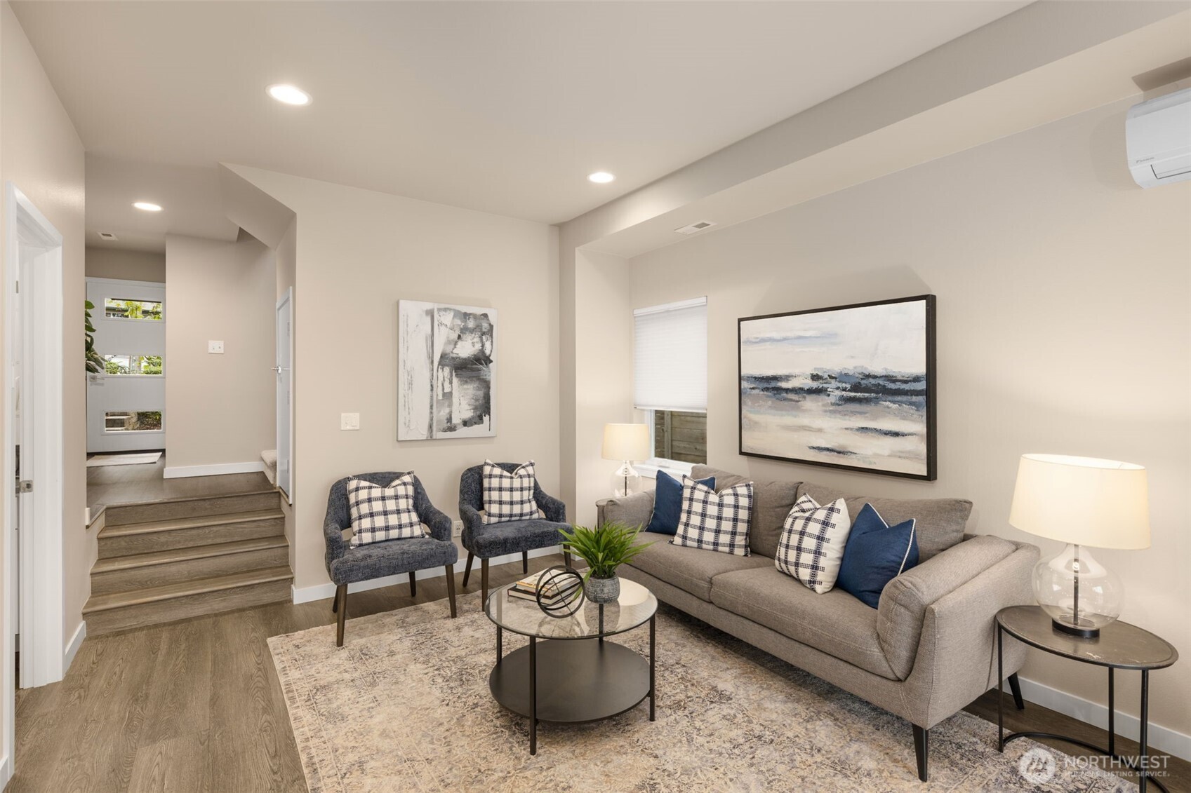3928 S Findlay Street , Seattle, WA 98118