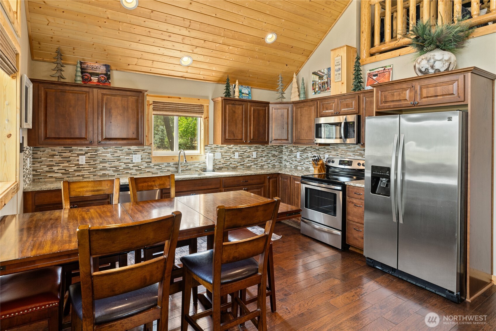 910 Bakers Road , Ronald, WA 98940