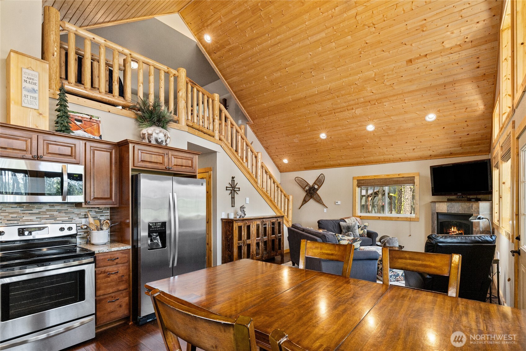910 Bakers Road , Ronald, WA 98940