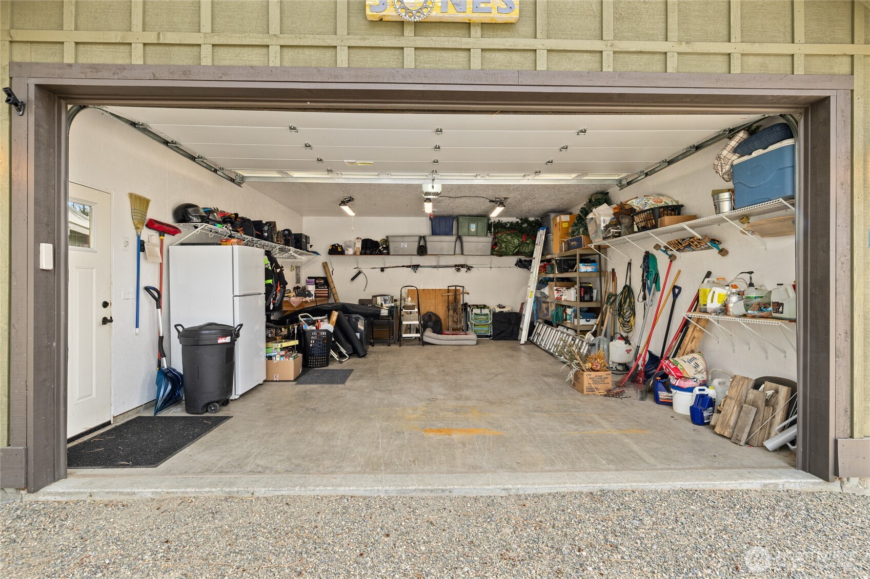 910 Bakers Road , Ronald, WA 98940