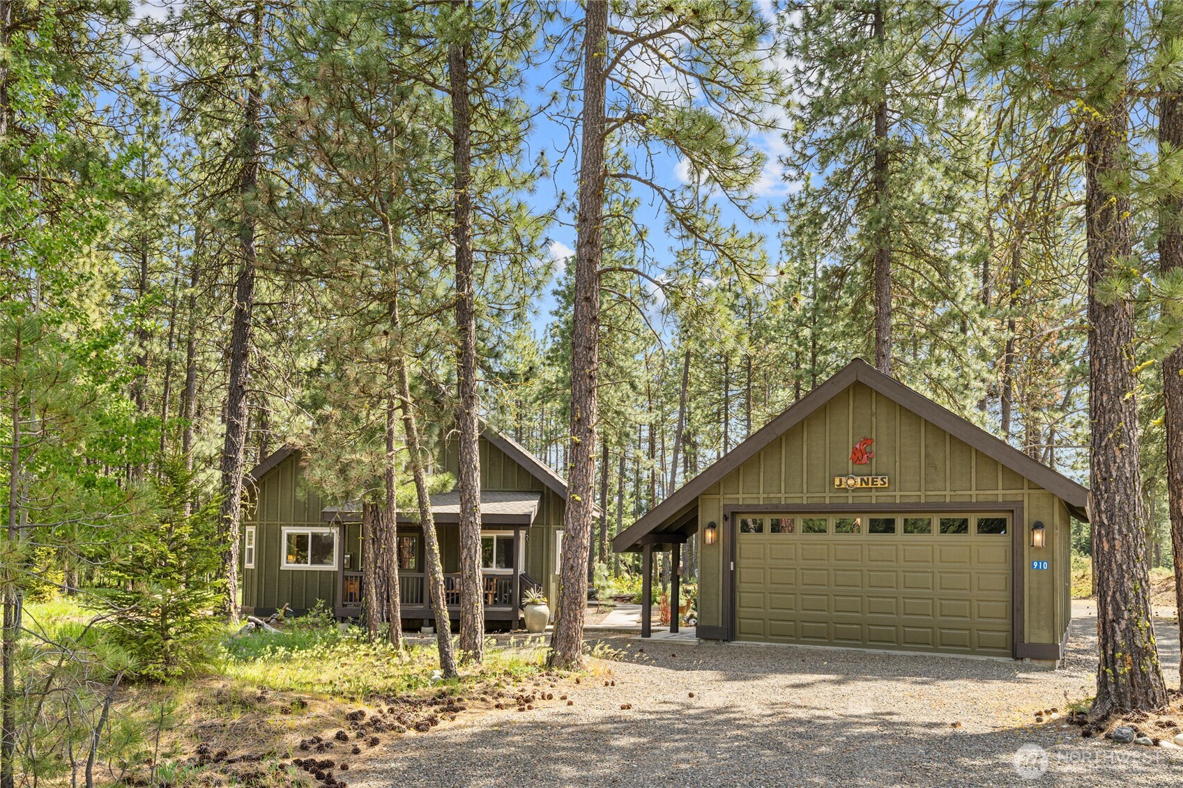 910 Bakers Road , Ronald, WA 98940