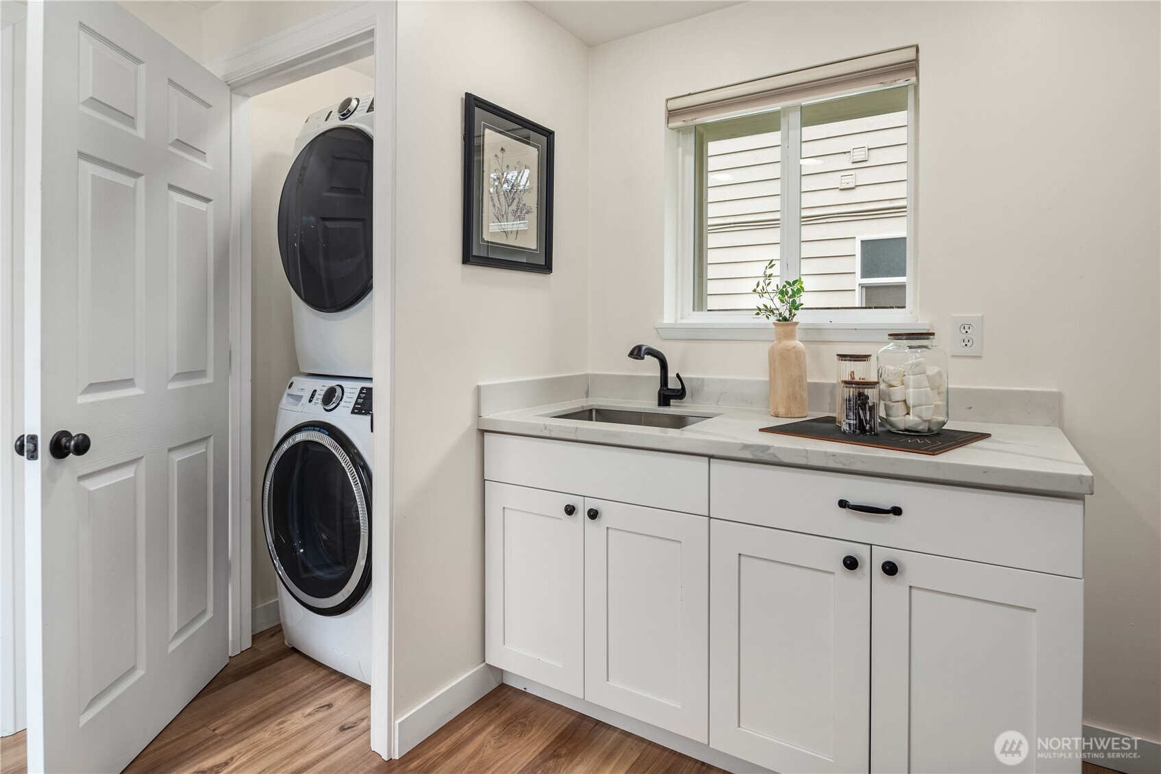 6439 Marshall Avenue SW, Seattle, WA 98136