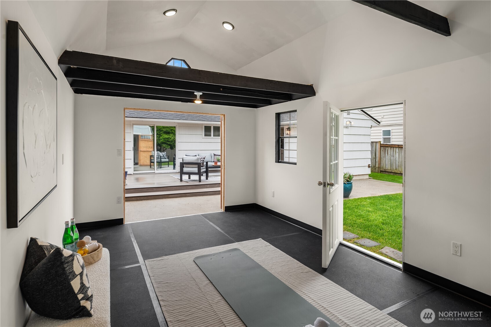 6439 Marshall Avenue SW, Seattle, WA 98136