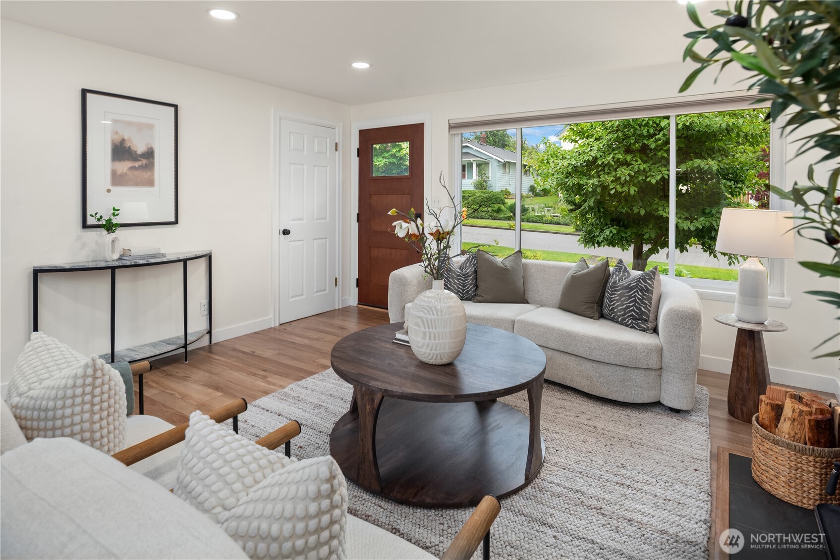 6439 Marshall Avenue SW, Seattle, WA 98136