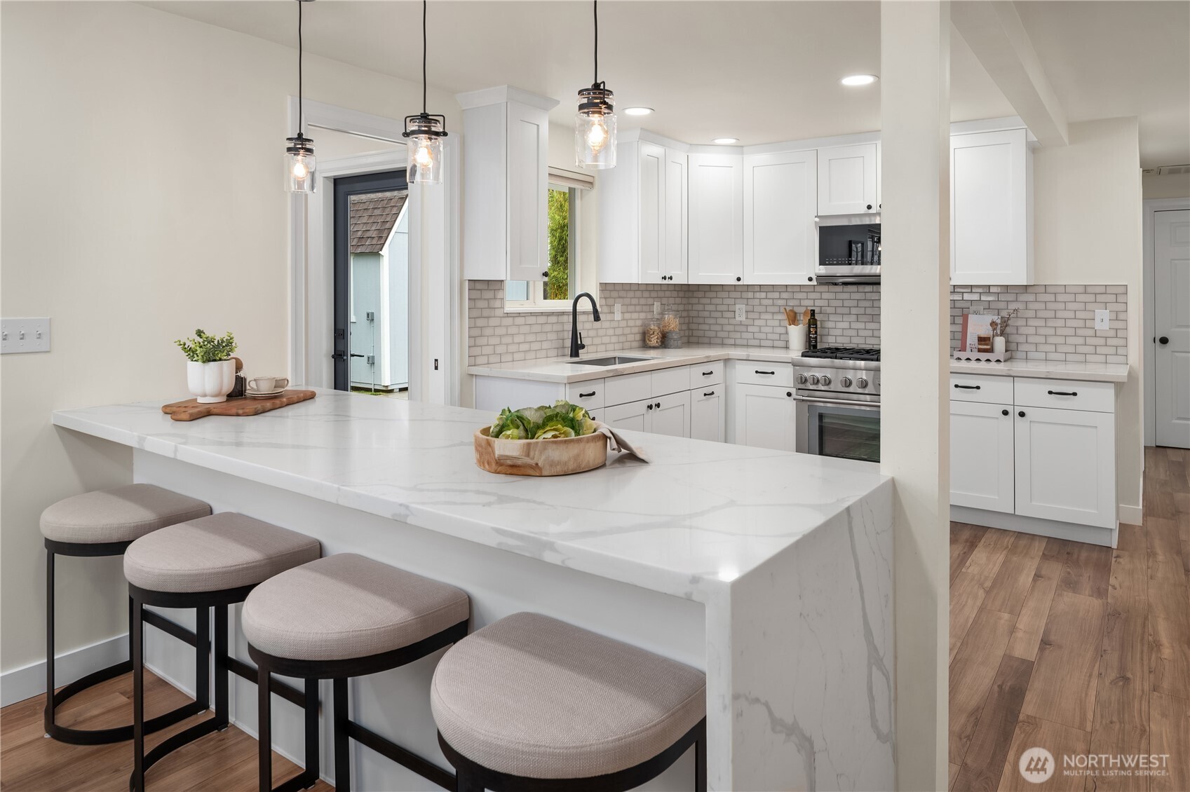 6439 Marshall Avenue SW, Seattle, WA 98136