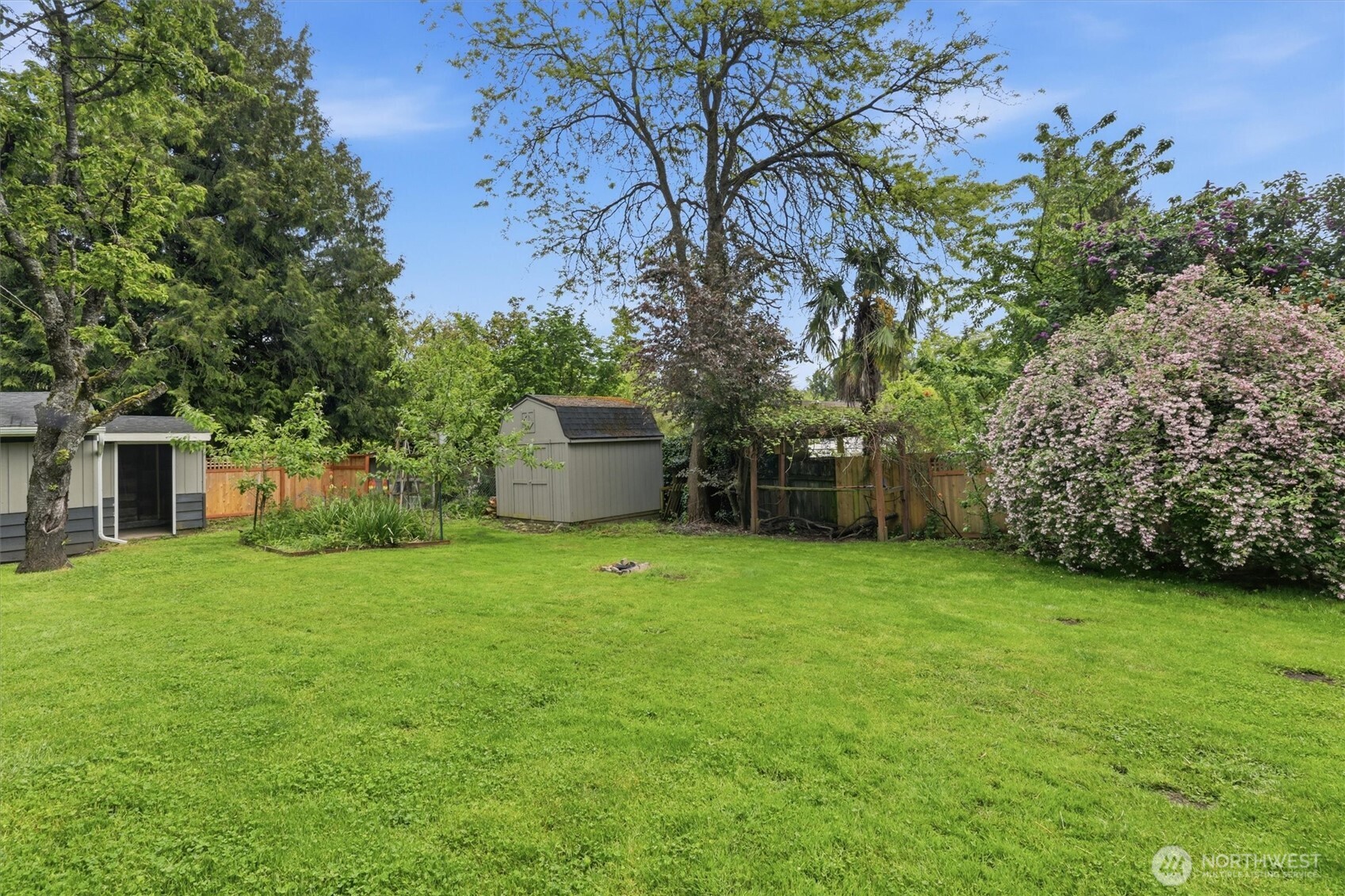 1027 S 124th Street , Seattle, WA 98168