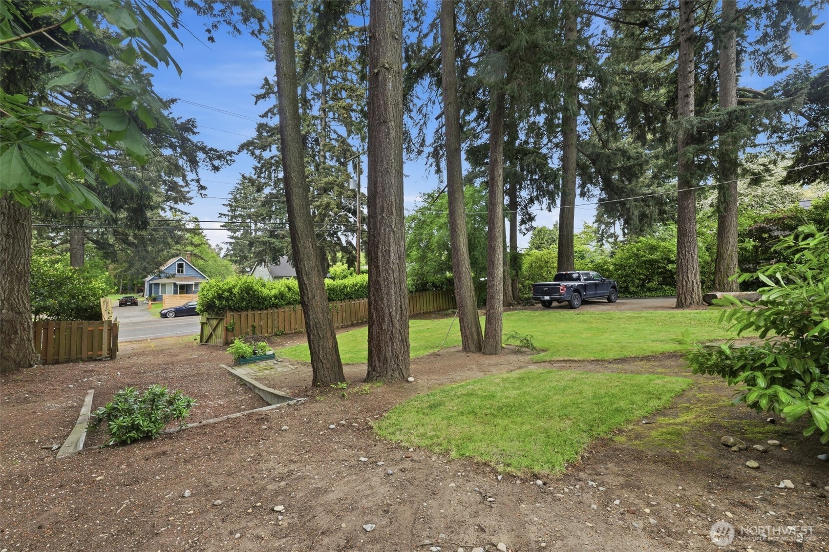1027 S 124th Street , Seattle, WA 98168