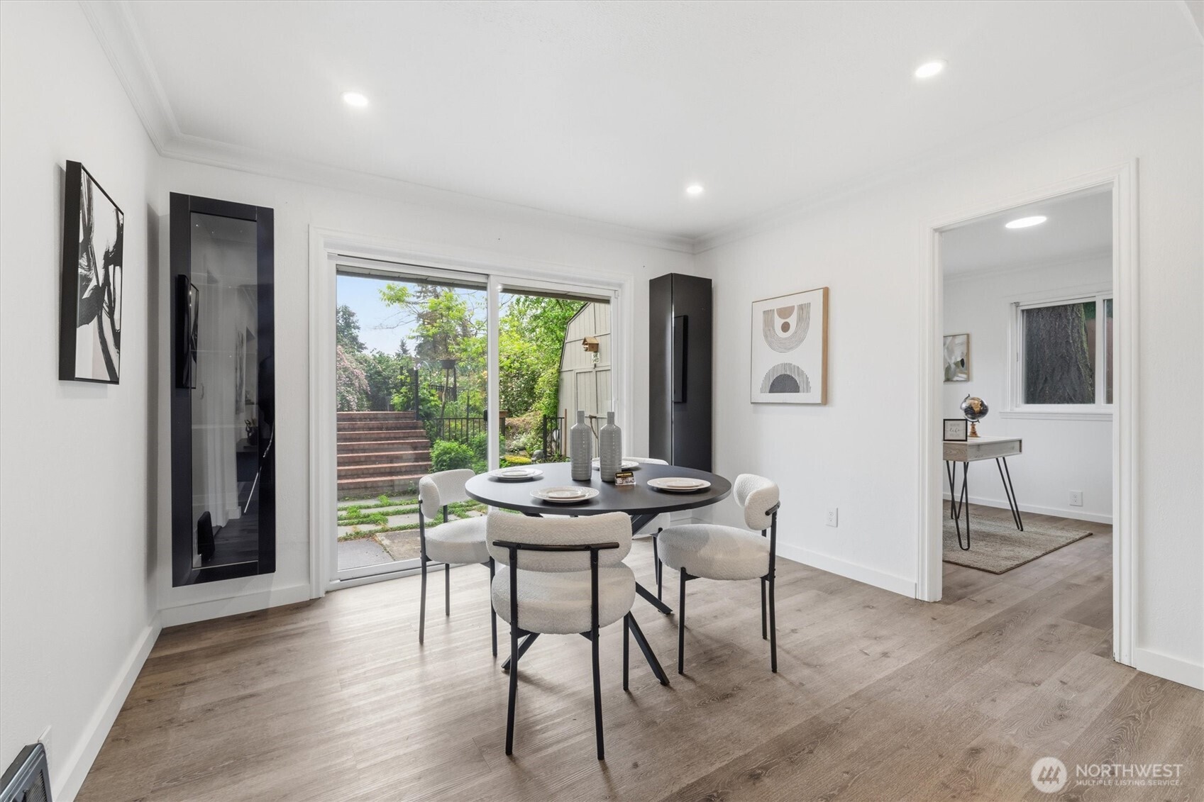 1027 S 124th Street , Seattle, WA 98168