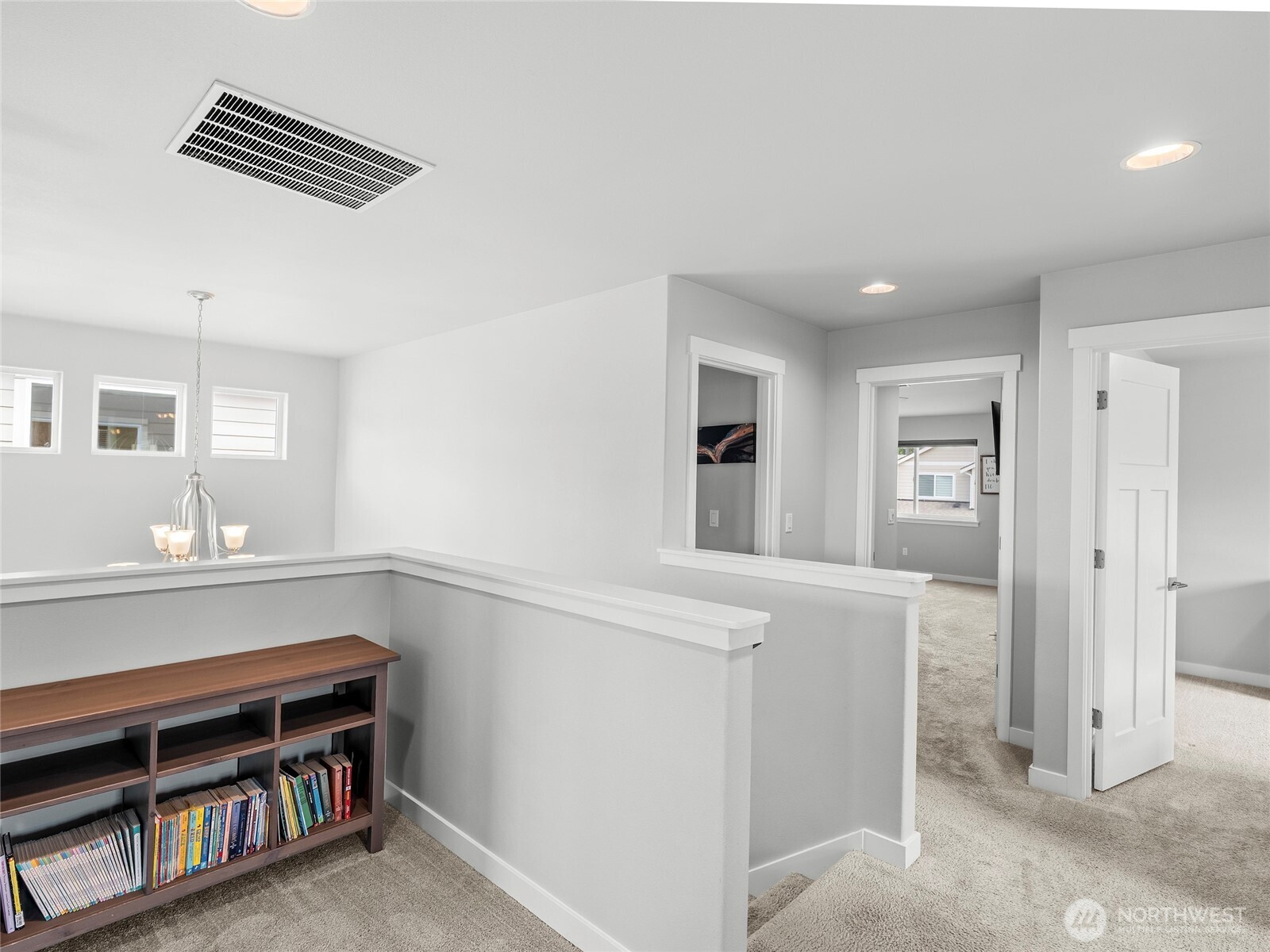 9024 Wyatt Court SE, Tumwater, WA 98501