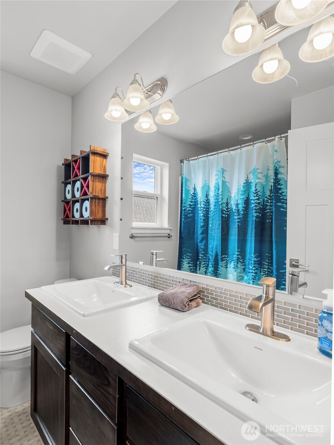 9024 Wyatt Court SE, Tumwater, WA 98501