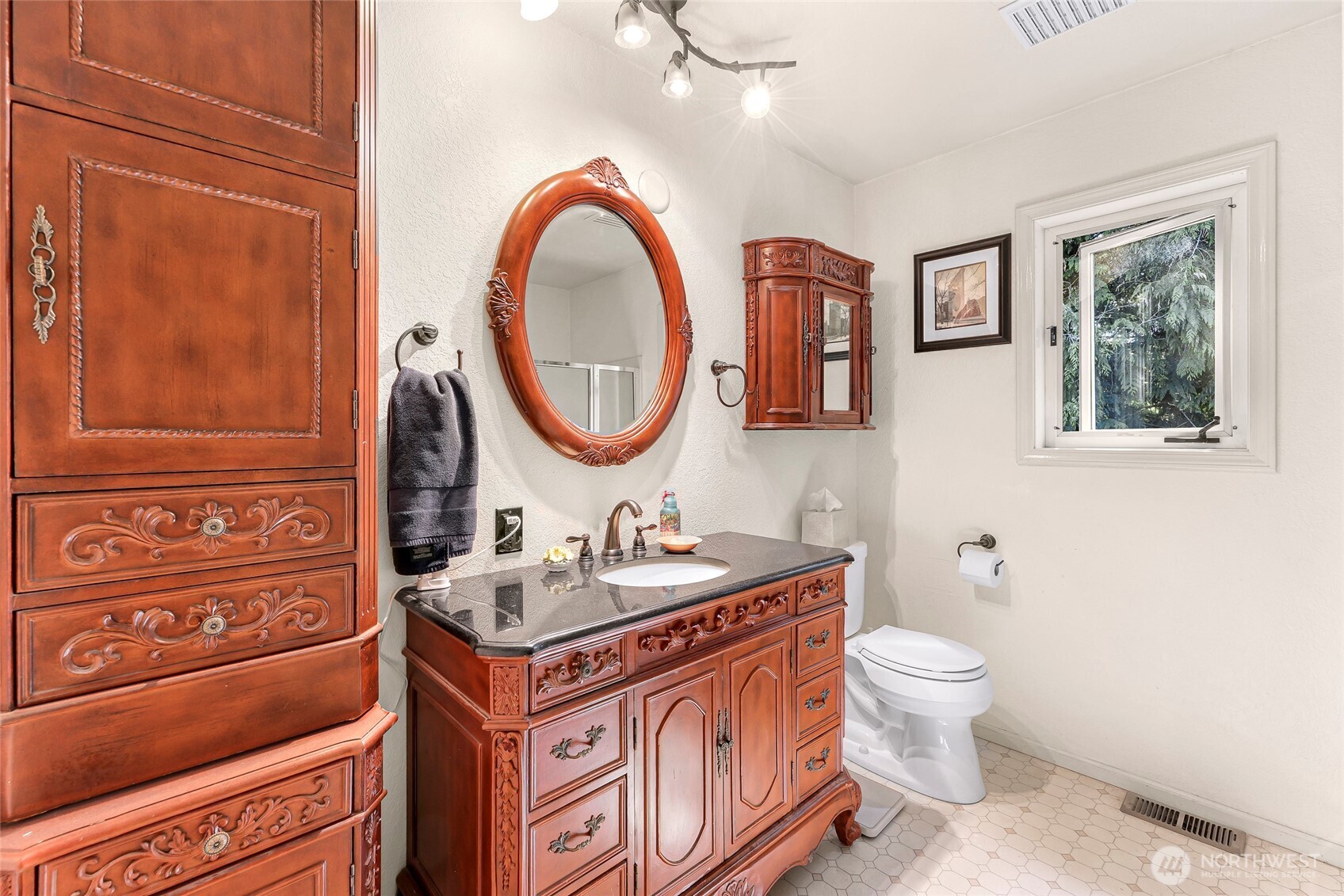 6874 Golf View Drive , Lynden, WA 98264
