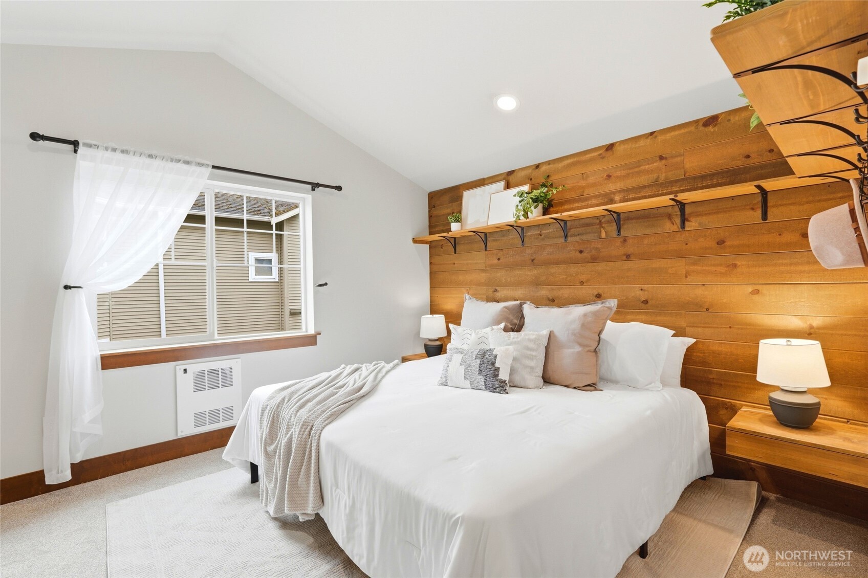 725 N 95th Street #B, Seattle, WA 98103