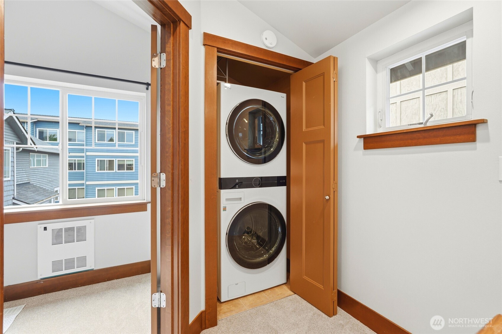 725 N 95th Street #B, Seattle, WA 98103