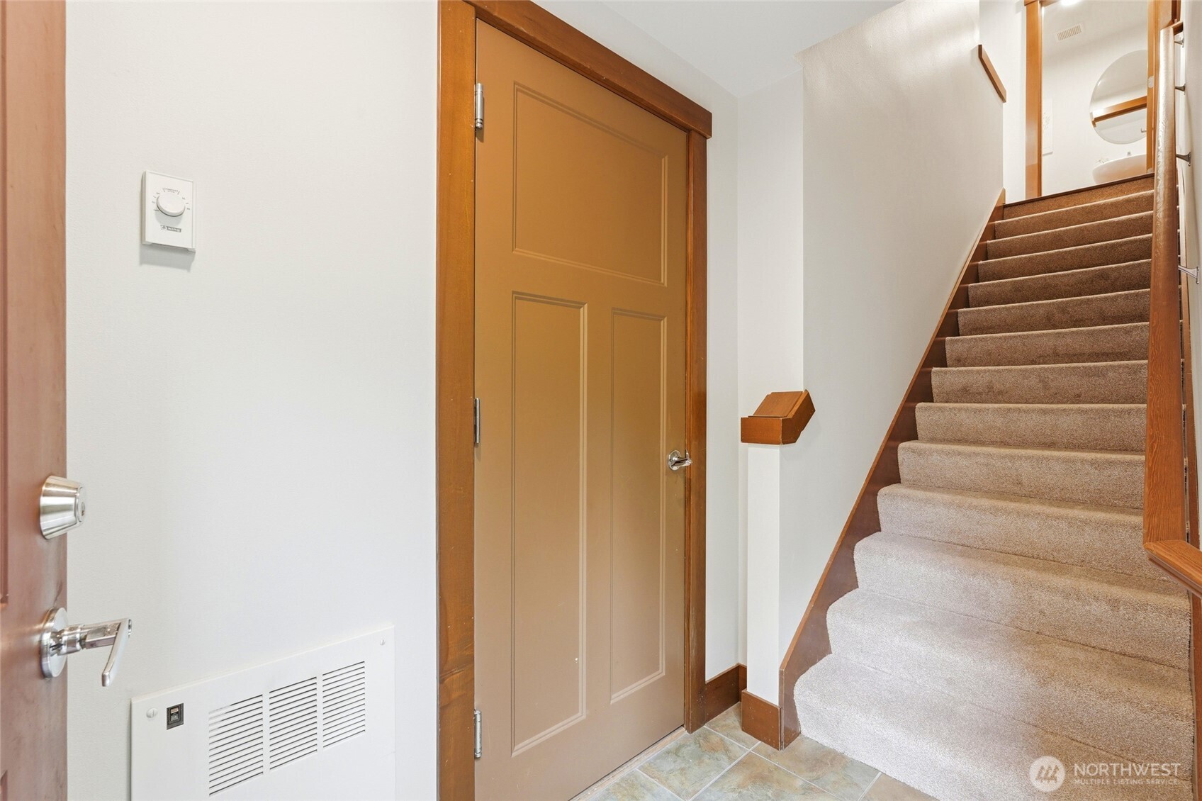 725 N 95th Street #B, Seattle, WA 98103