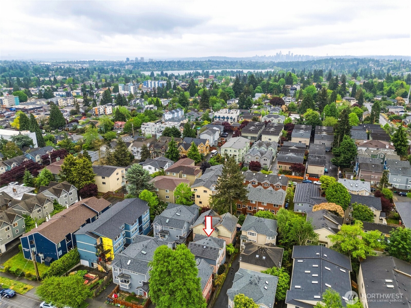 725 N 95th Street #B, Seattle, WA 98103