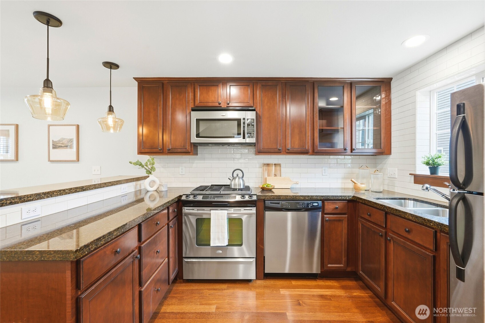725 N 95th Street #B, Seattle, WA 98103