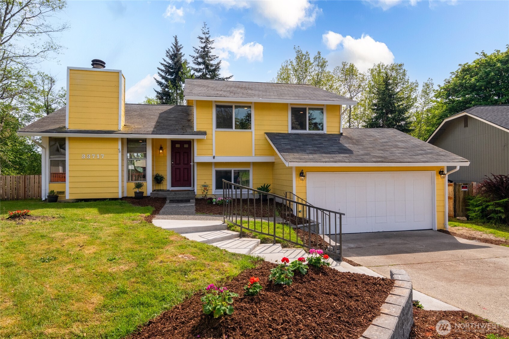33717 40th Court SW, Federal Way, WA 98023