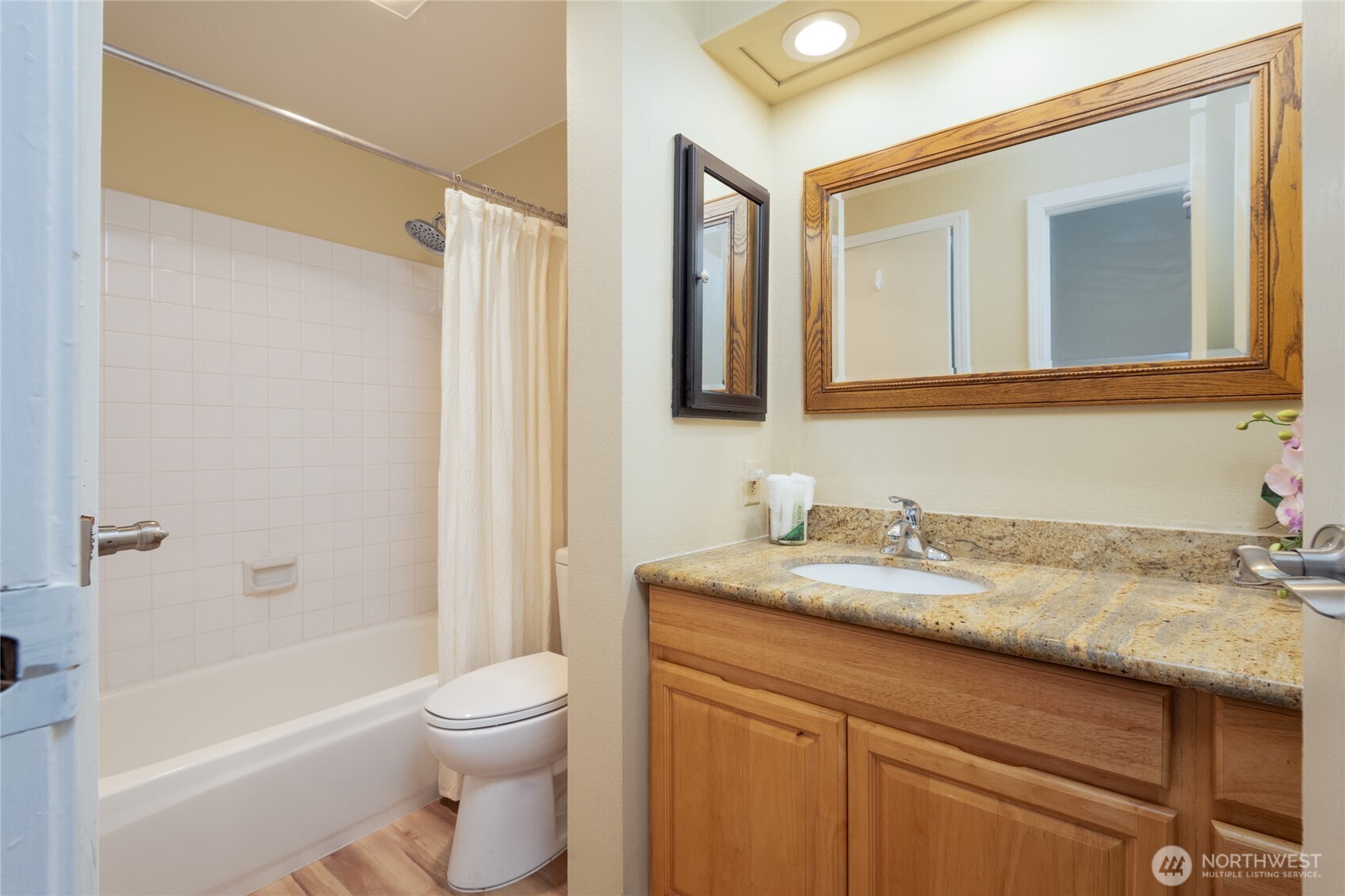 33717 40th Court SW, Federal Way, WA 98023