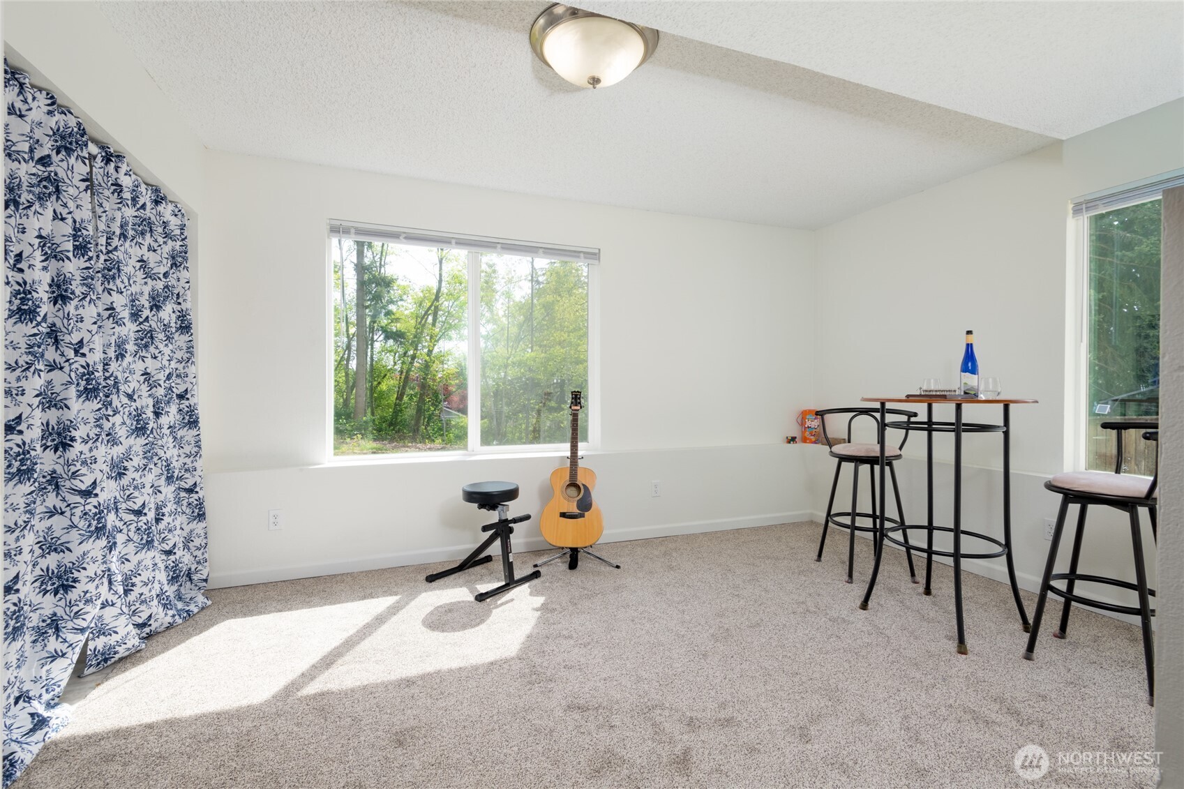 33717 40th Court SW, Federal Way, WA 98023