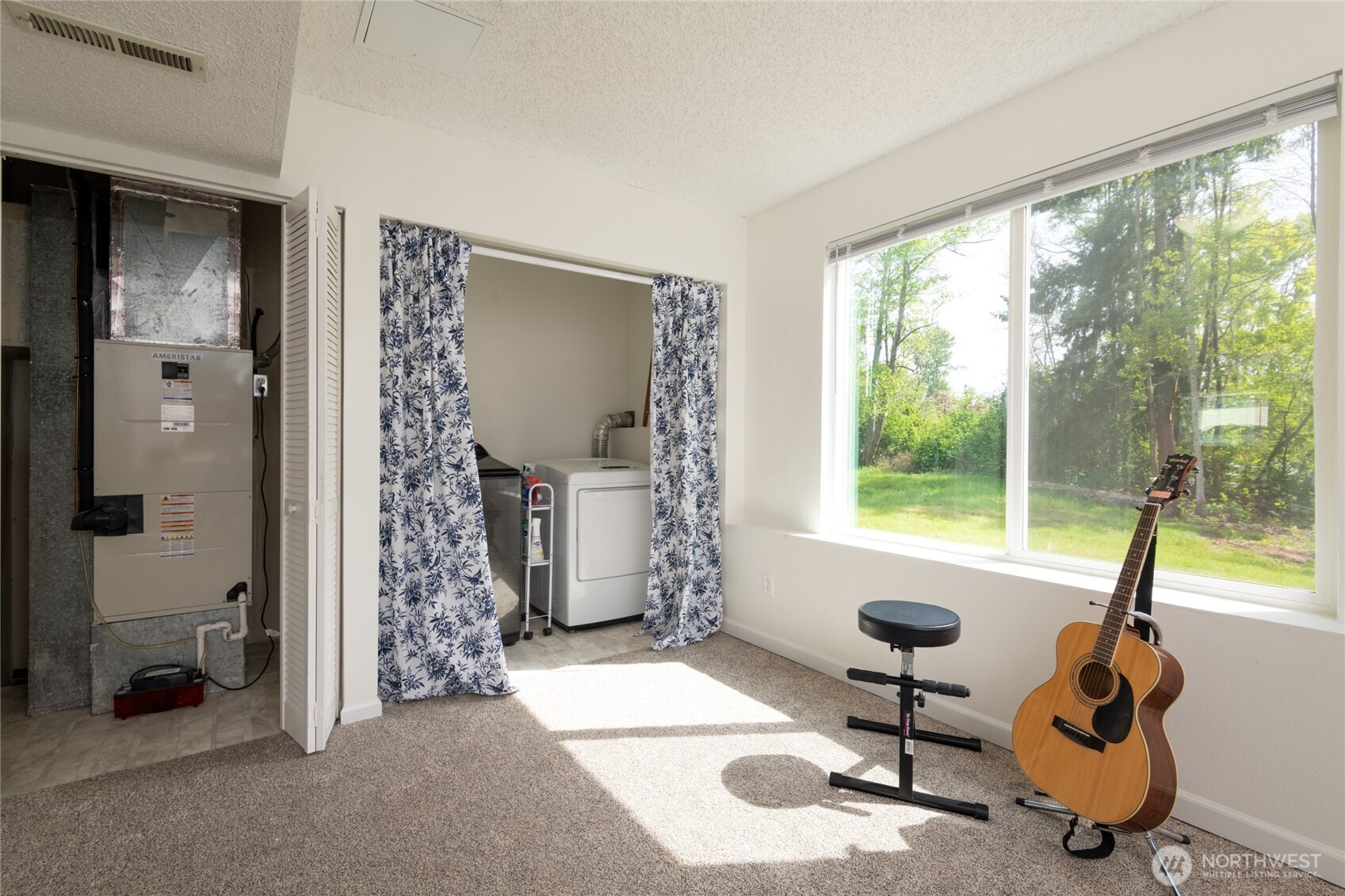 33717 40th Court SW, Federal Way, WA 98023
