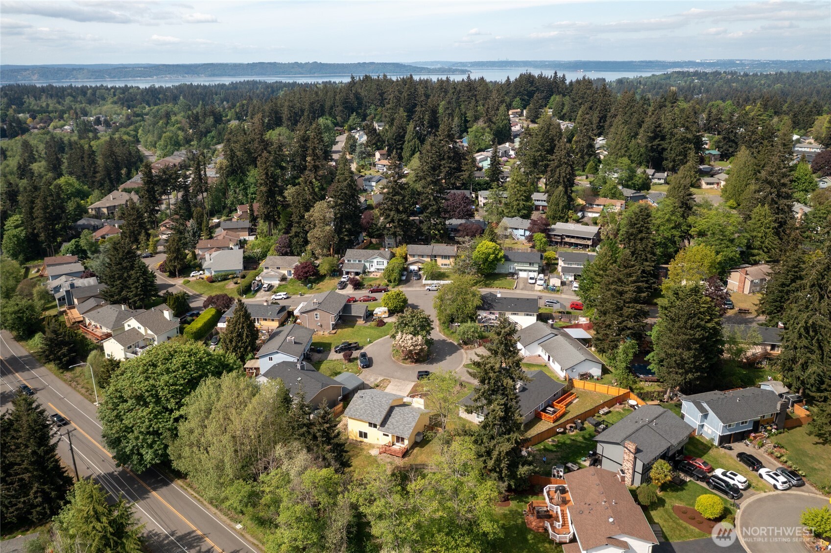 33717 40th Court SW, Federal Way, WA 98023