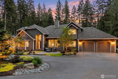 8804 221st Avenue NE, Redmond, WA 98053