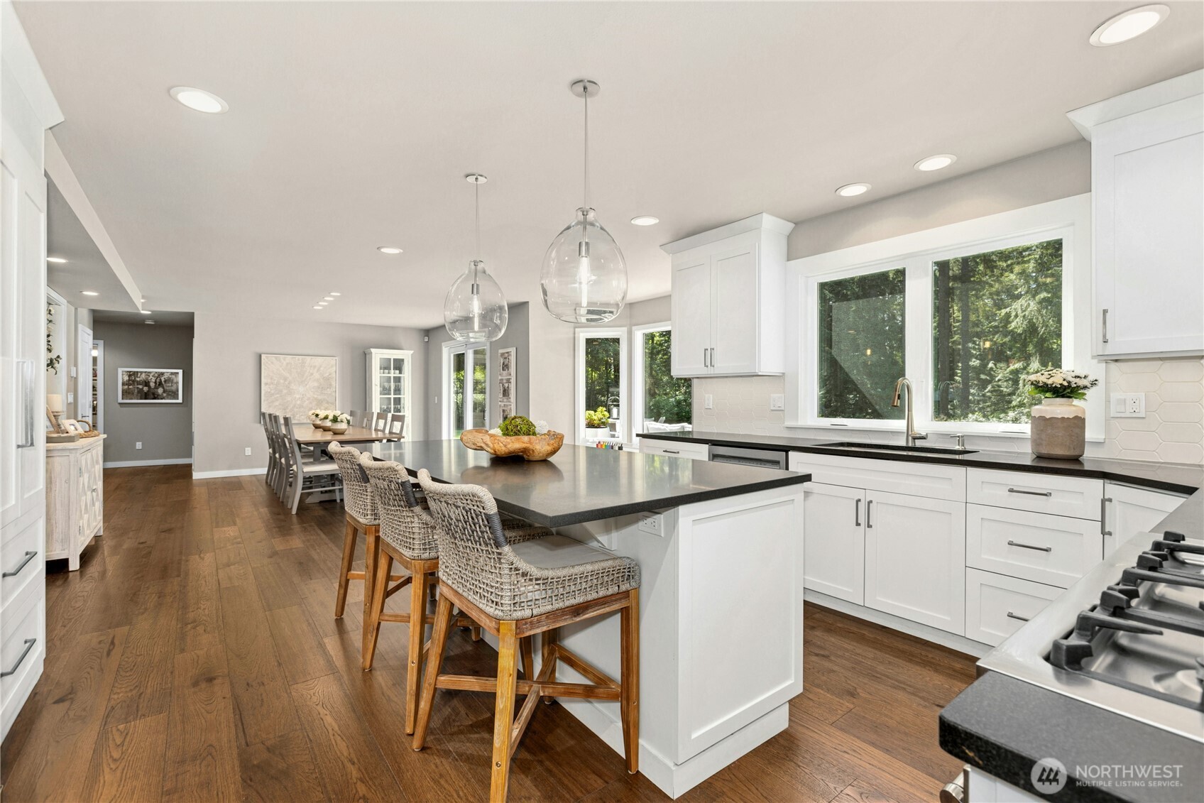 8804 221st Avenue NE, Redmond, WA 98053