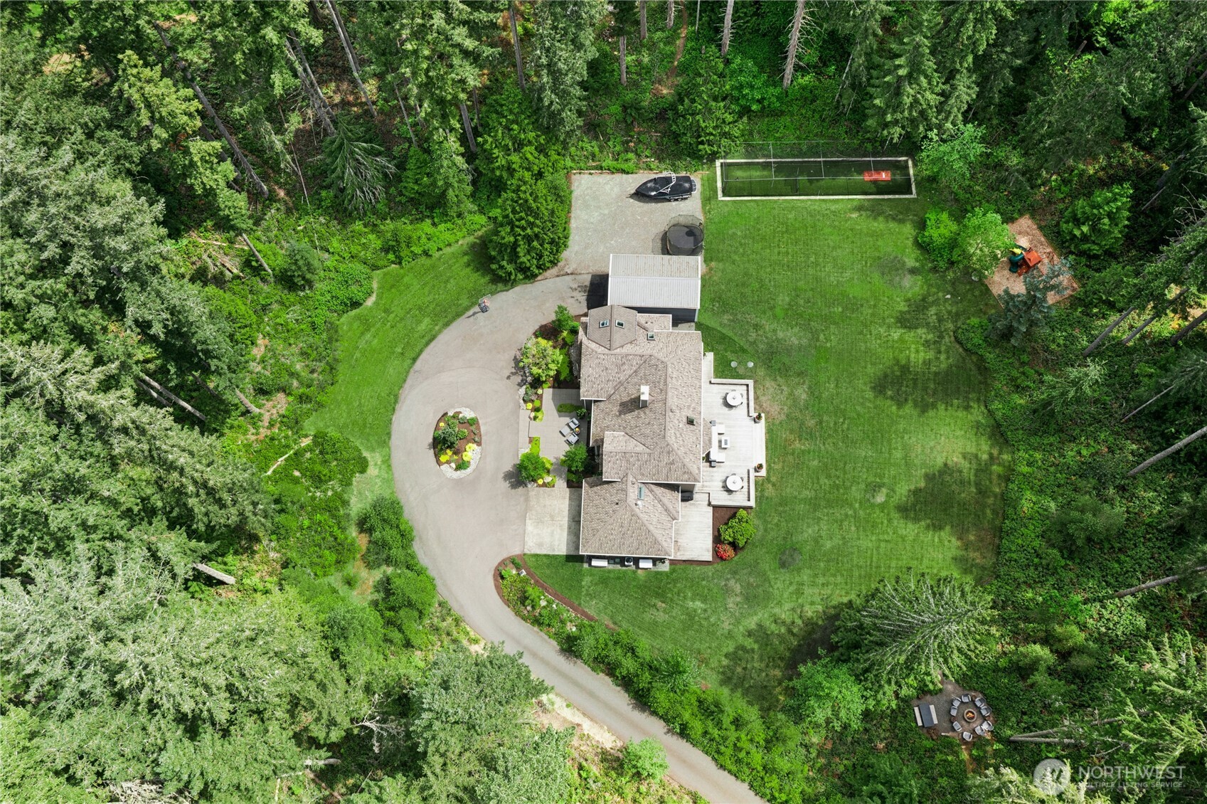 8804 221st Avenue NE, Redmond, WA 98053